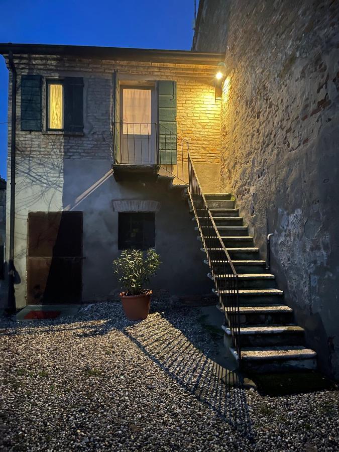 Albero Del Latte Bagnolo San Vito