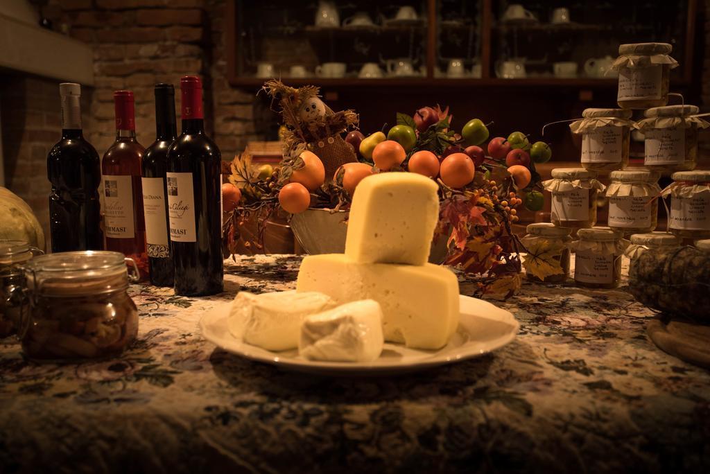 Alloggio per agriturismo L'albero Del Latte *